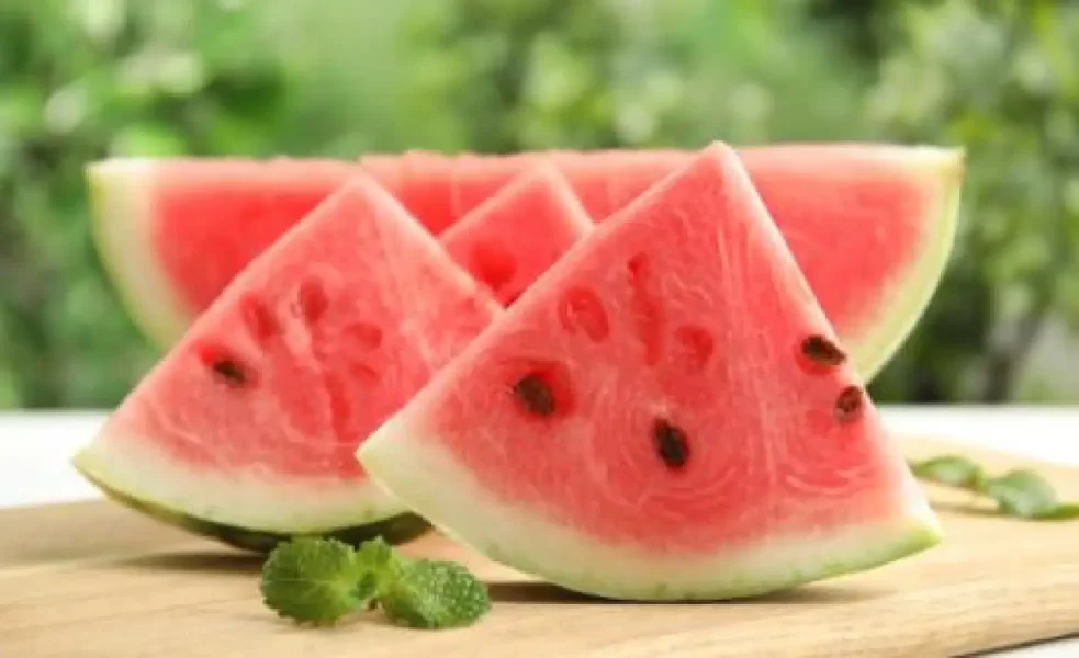 -love-watermelon-greenmedinfo-1786352168-wTtY-full.webp
